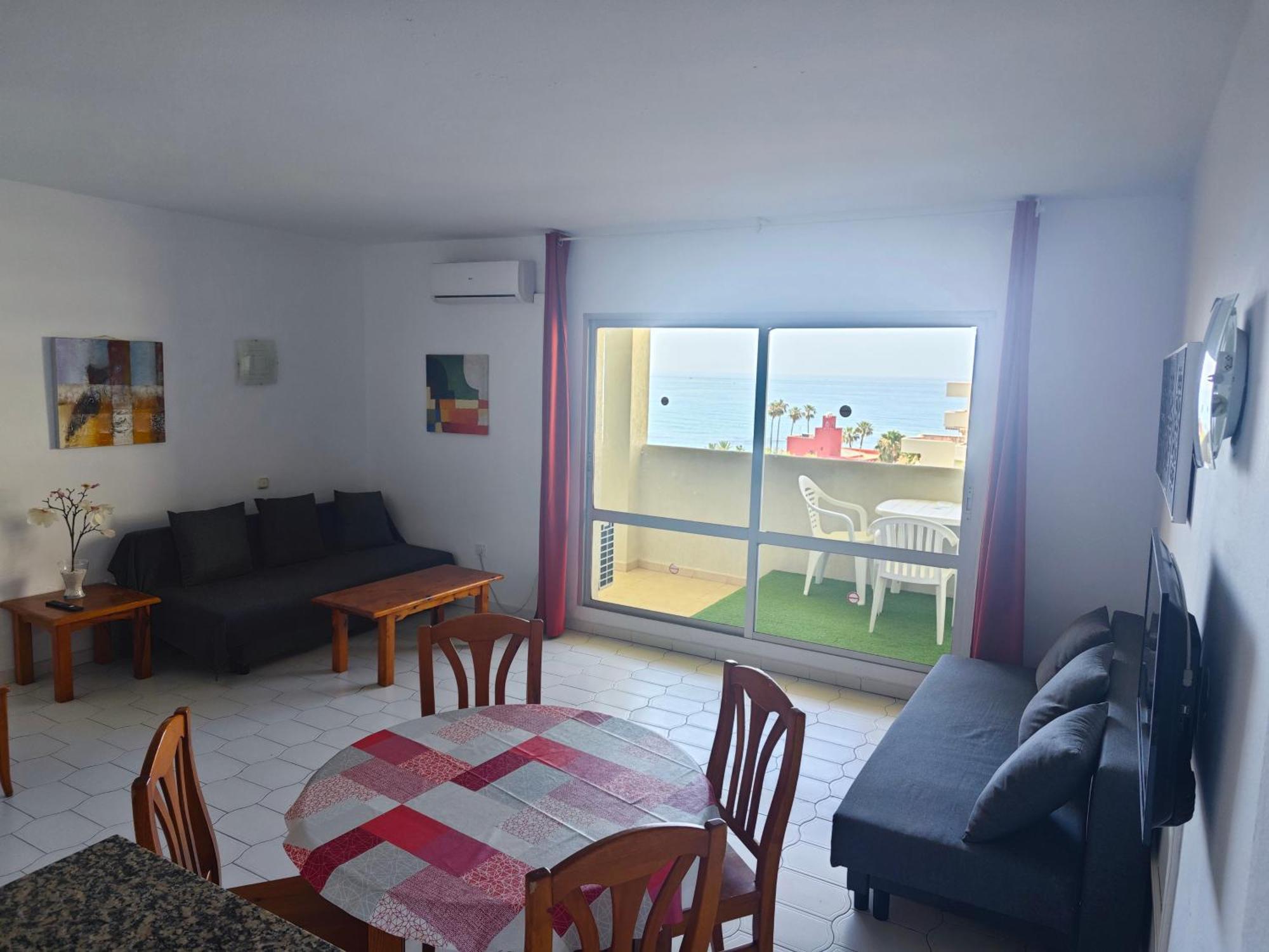 El Estudio De La Playa Benalbeach Vistas Al Mar Бенальмадена Номер фото